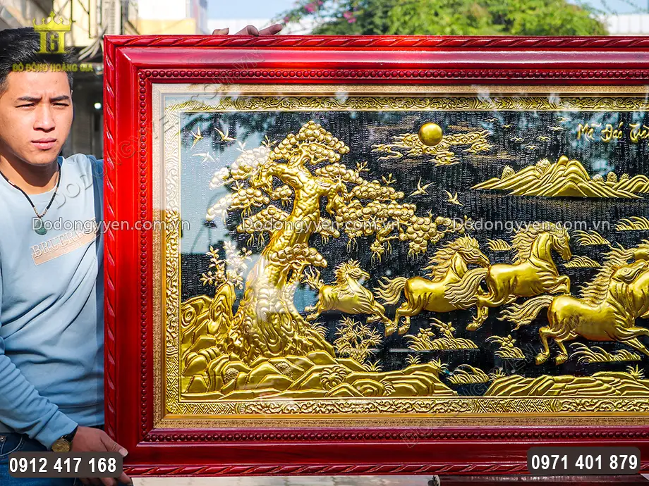 Khung tranh được phun phủ m&agrave;u c&aacute;nh gi&aacute;n sang trọng